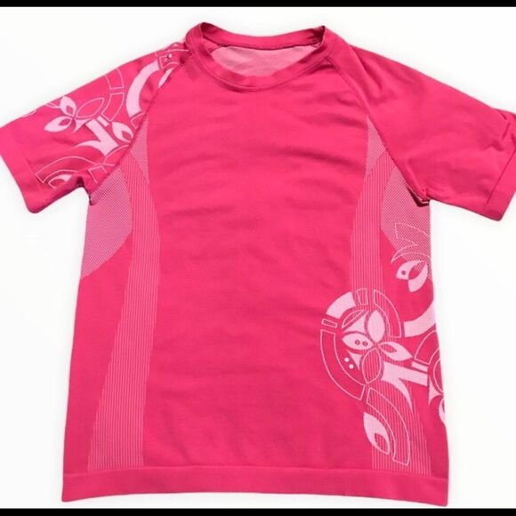 Small Pink Short Sleeve Biking Shirt Excellent Condition - Picture 1 of 4